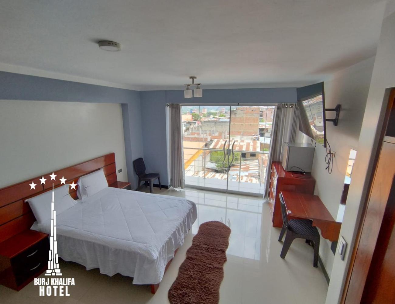 Hotel Burj Khalifa Quillabamba Екстер'єр фото